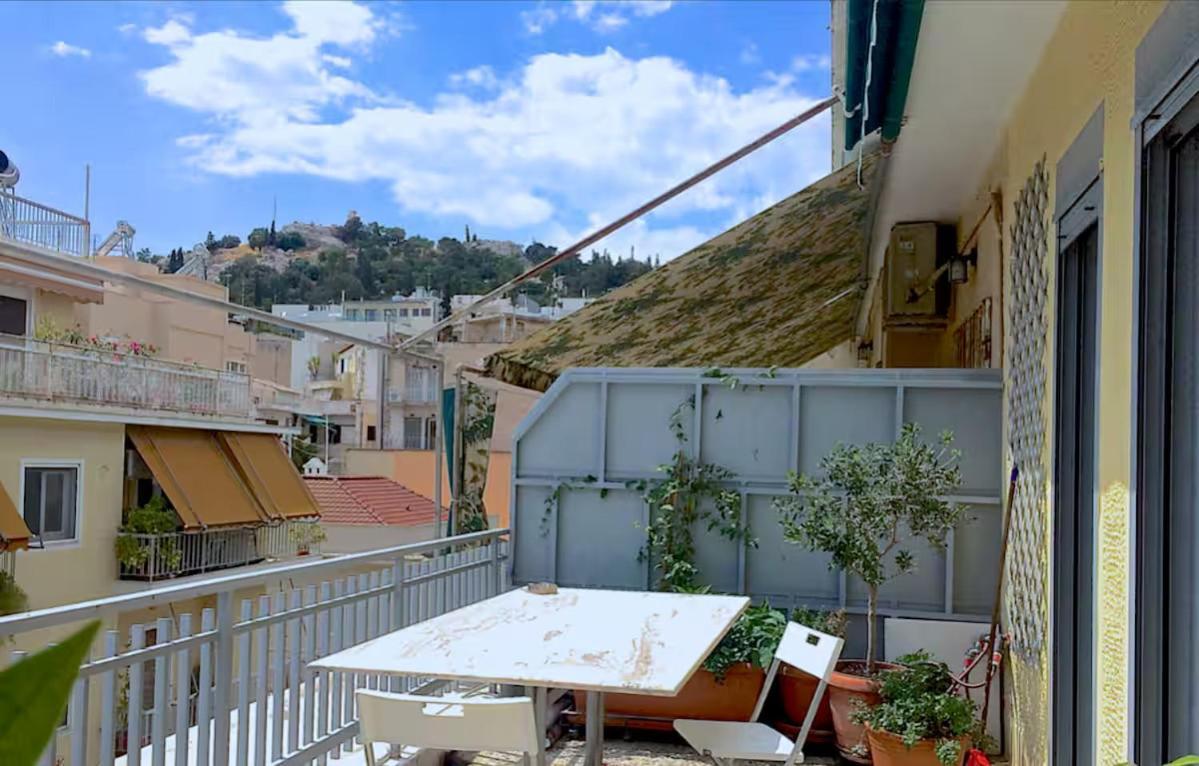 Sunbathed Balcony - Philopappou View Apartment